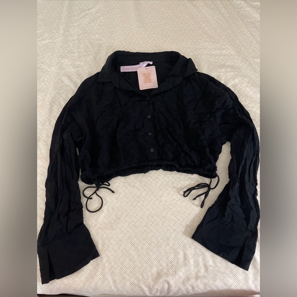 Savage X Fenty Black Cropped Button Front Top Medium NWT Rihanna